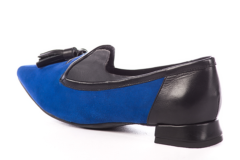 Electric blue and satin black women's loafers with pompons. Pointed toe. Flat flare heels. Front view - Florence KOOIJMAN