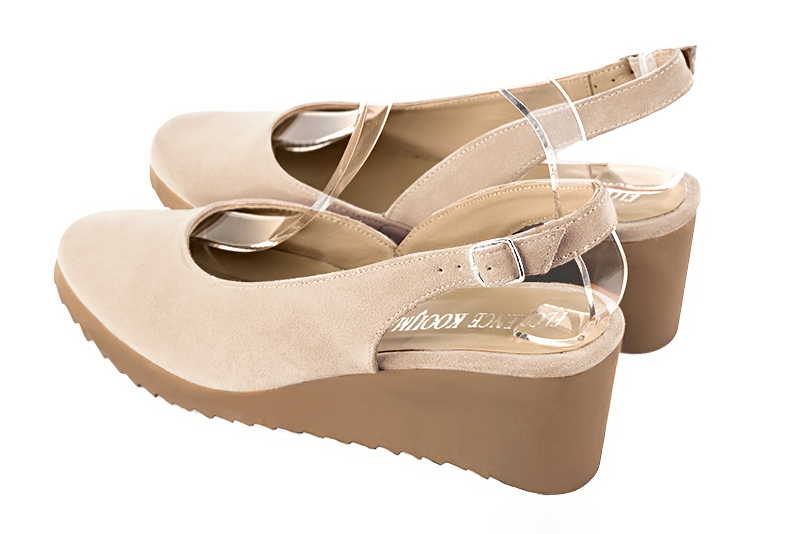 Champagne beige women's slingback shoes. Round toe. Low rubber soles. Rear view - Florence KOOIJMAN