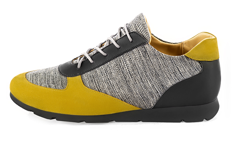Yellow and ash grey three-tone dress sneakers for men. Round toe. Flat rubber soles. Profile view - Florence KOOIJMAN