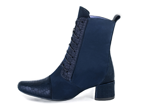 Navy blue women's ankle boots with laces at the front. Round toe. Low flare heels. Profile view - Florence KOOIJMAN
