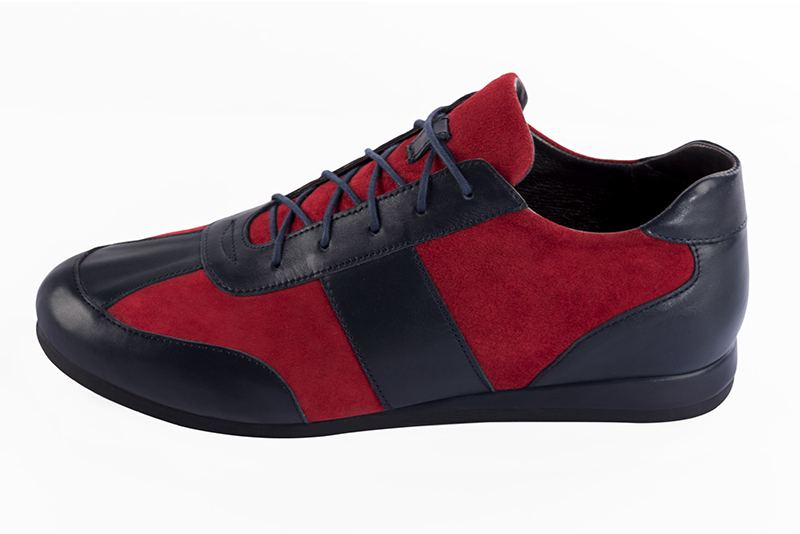 Navy blue and burgundy red two-tone dress sneakers for men. Round toe. Flat wedge soles. Profile view - Florence KOOIJMAN
