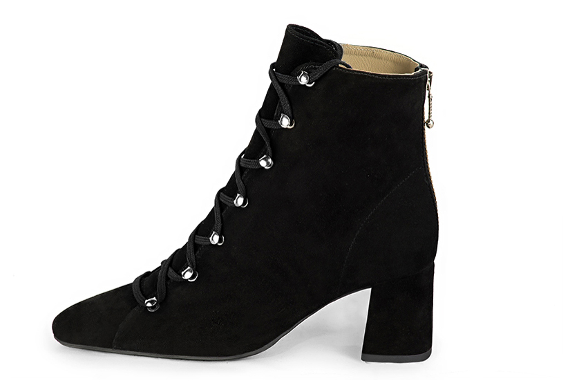 Matt black women's ankle boots with laces at the front. Round toe. Medium flare heels. Profile view - Florence KOOIJMAN