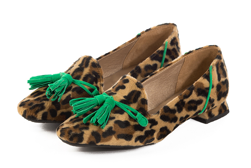 Safari black and emerald green women's loafers with pompons. Square toe. Flat flare heels. Front view - Florence KOOIJMAN
