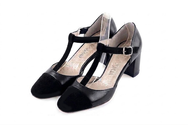 Dress heels closed-back T-strap in matt black and satin black leather with medium block heels and round toe - Front view