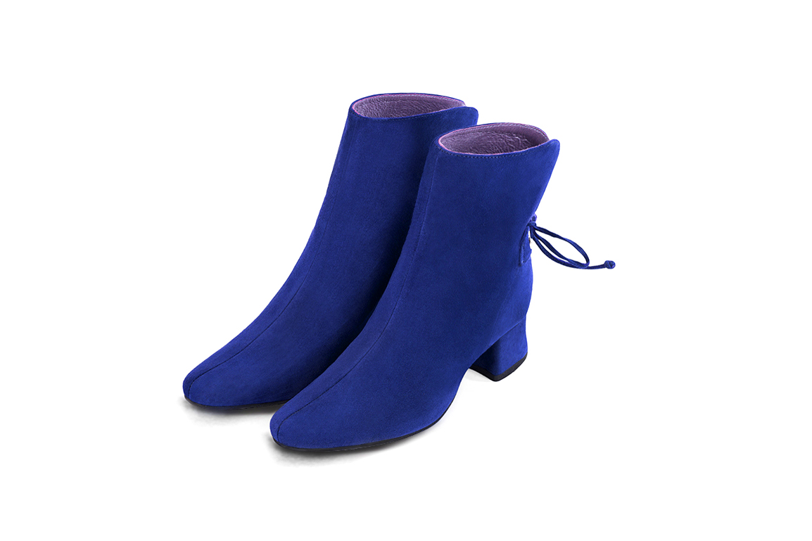 Electric blue women's booties with laces at the back. Round toe. Low flare heels - Florence KOOIJMAN