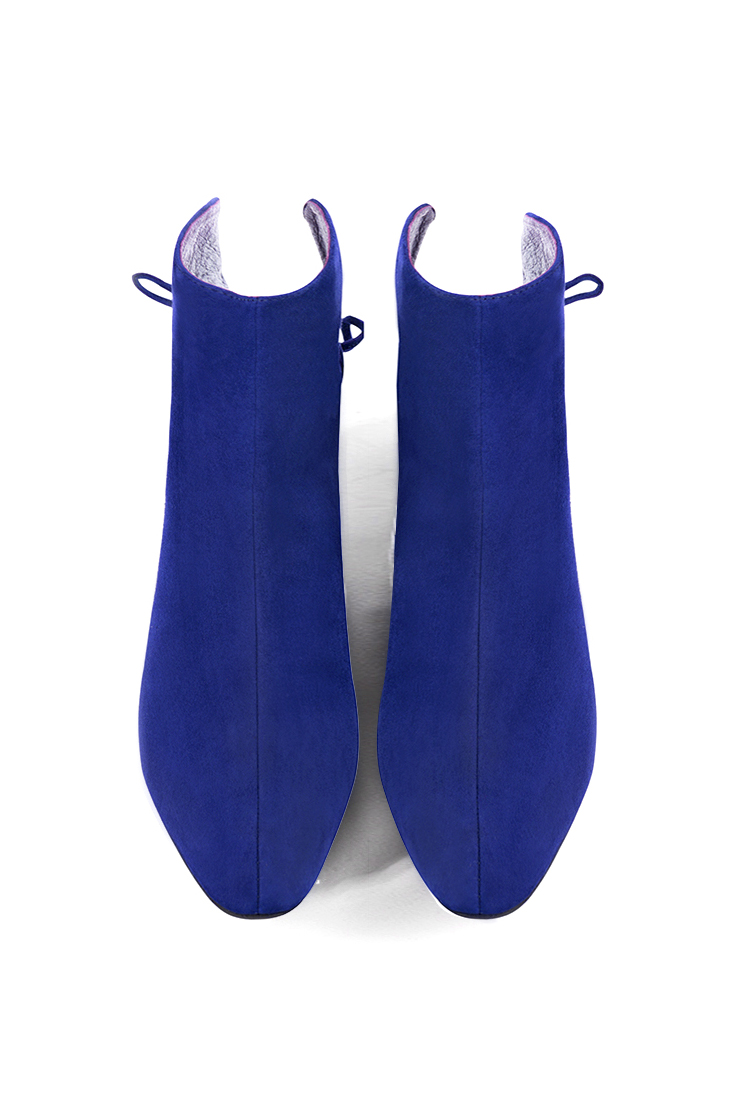 Electric blue women's ankle boots with laces at the back. Round toe. Low flare heels. Top view - Florence KOOIJMAN