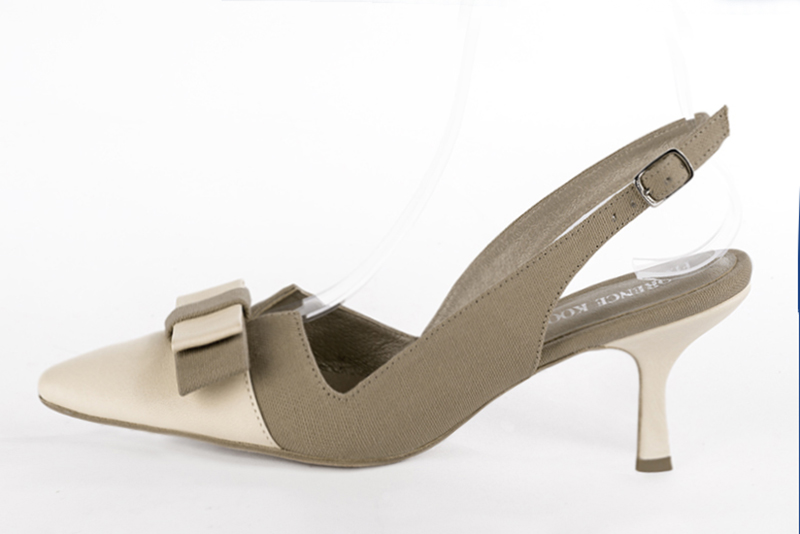 3 inch / 7.5 cm high spool heels. Profile view - Florence KOOIJMAN