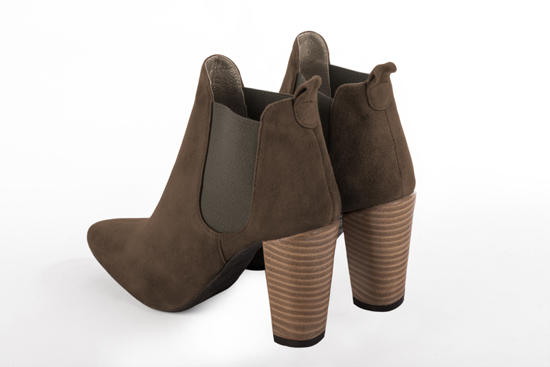 3 3&frasl;8 inch / 8.5 cm high block heels. Front view - Florence KOOIJMAN